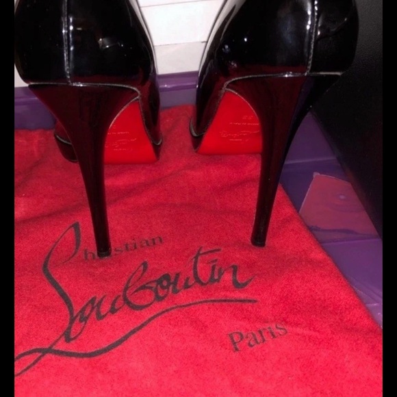 Authentic Christian Louboutin Glossy Black Heels with Red Soles - Picture 2 of 10